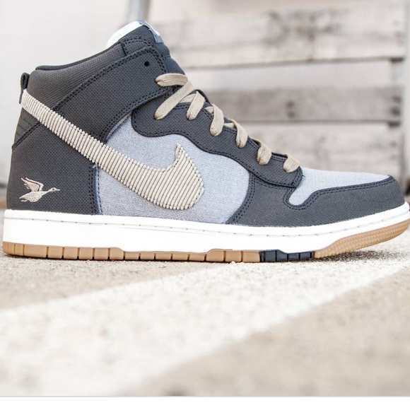 Duck Hunting Nike Dunks 2025